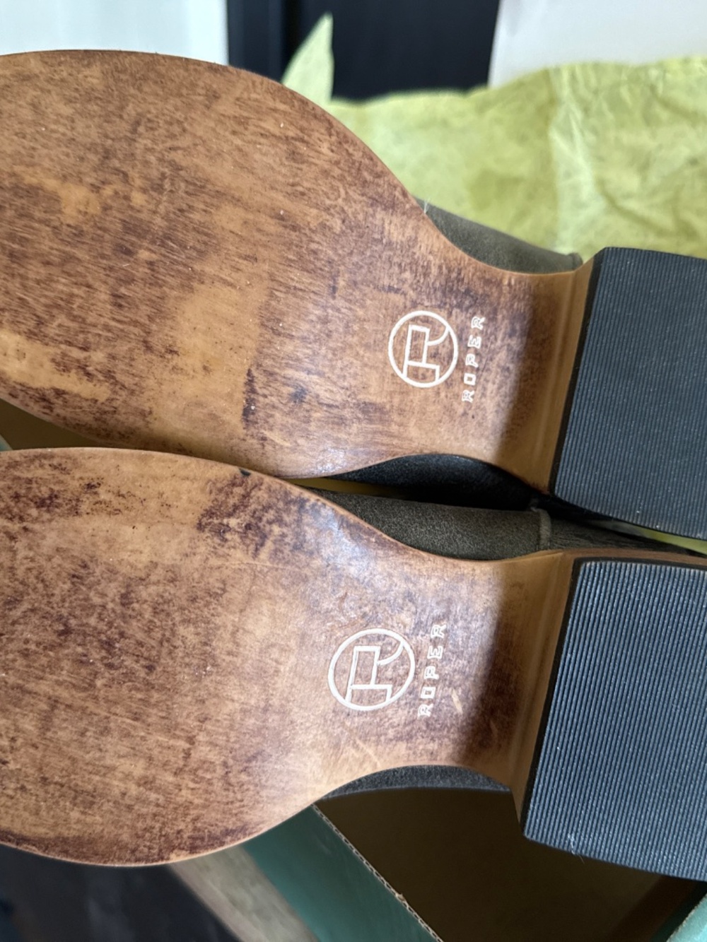 Women’s Roper Boots - Picture 2 of 2